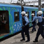 テロ対策合同訓練に50人参加 伊賀鉄道上野市駅で