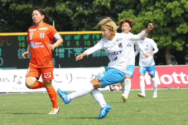 くノ一今季初の3連勝　愛媛Lに2‐1　なでしこ1部