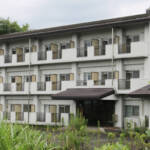 旧県職員寮でエアコン室外機25台など盗難 伊賀市荒木