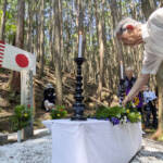 日米の犠牲者を悼む B29墜落した山中で平和の集い 名張市青蓮寺