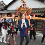 「女性みこし」今年も登場 名張秋祭り