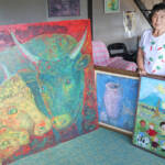 「牛」描き45年 82歳の現役保育士が絵画展 名張 で11日から