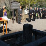 芭蕉の命日に100人 万寿寺で「しぐれ忌」 伊賀市柘植町