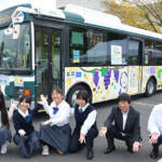 高校生が車体デザイン コミュニティーバス「ナッキー号」 名張市