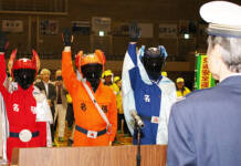 年末の犯罪抑止と交通事故防止で出動式 伊賀・名張