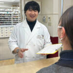 伊賀ドキの人 「地域に根ざした薬局」奔走する薬剤師
