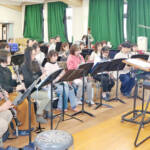 教職引退祝うコンサート「田森先生と愉快な仲間たち」27日に名張で