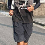 GPSランナー伊賀駆ける 地図上に絵を描く志水さんに地元2家族が協力