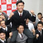 神村伊賀・西川内野手は広島6位指名「日本を代表する遊撃手に」 プロ野球ドラフト