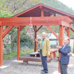 憩いの場、東屋完成 中世城館巡る人も立ち寄って 伊賀・中馬野