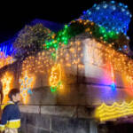 「祈りの電飾」今年も がんや難病患者らへの思い光に 名張・広野さん宅