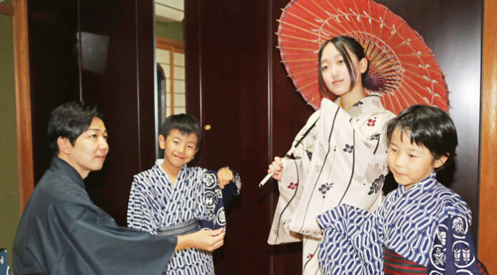 日本舞踊の世界に触れて 教室生ら出演「寛桜会」 名張で20日