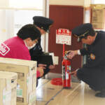 大型店の防火体制チェック 年末商戦前に 名張市消防本部