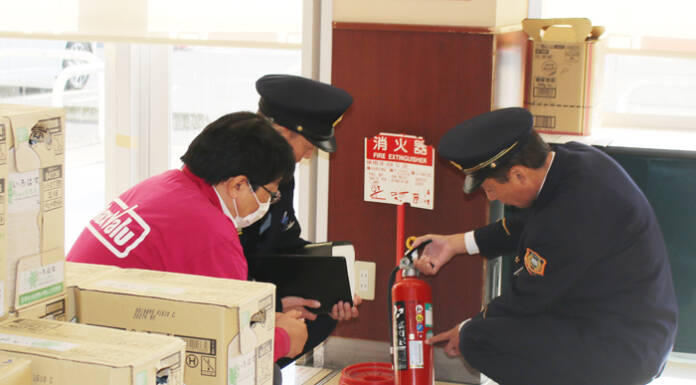 大型店の防火体制チェック 年末商戦前に 名張市消防本部