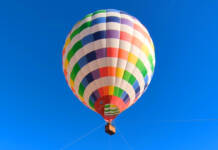 熱気球で空から遊水地を一望 乗った小学生「最高」 運用10年フェス 伊賀