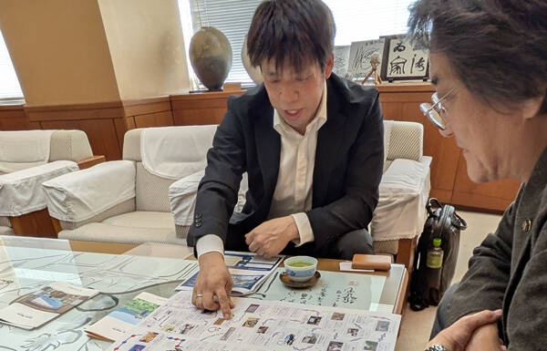 学生視点で名張を「すごろく」化 街巡り課題と魅力を盤上に