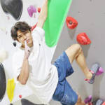 伊賀でクライミング大会 13日に競技やサイン会 楢崎選手が監修