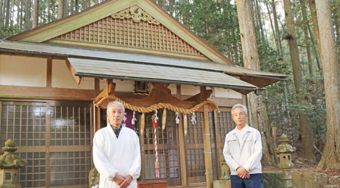 南端の神社を訪ねて② 山上の集落「穏やかな年に」伊賀・古田の市杵島神社