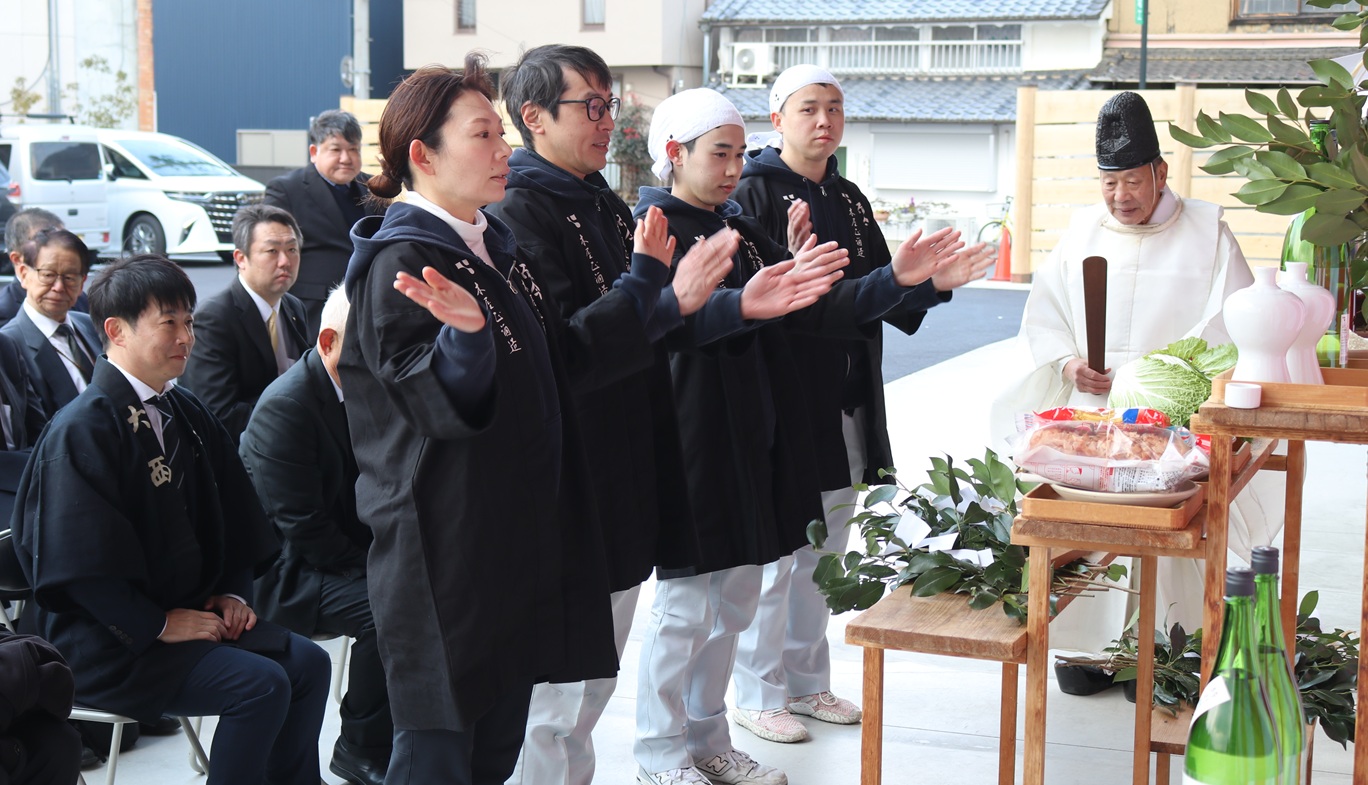 新蔵完成「感動する一杯造り続ける」 「而今」の木屋正酒造 名張