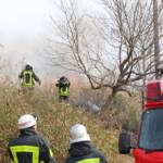 丘陵地で草燃える 強風で拡大し4万3800平方メートル焼く 伊賀市蔵縄手