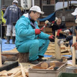 東大寺「お水取り」支える松明調製 名張で伝統行事 高校生も参加