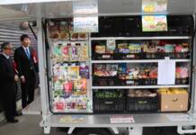 「買い物支援」と「見守り」11地区へ週1回 スーパーの移動販売車スタート 伊賀