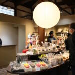 館内売店が改装オープン 伊賀流忍者博物館