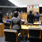 市長給与削減案を可決 阿山運動公園の人工芝化予算を削除 伊賀市議会