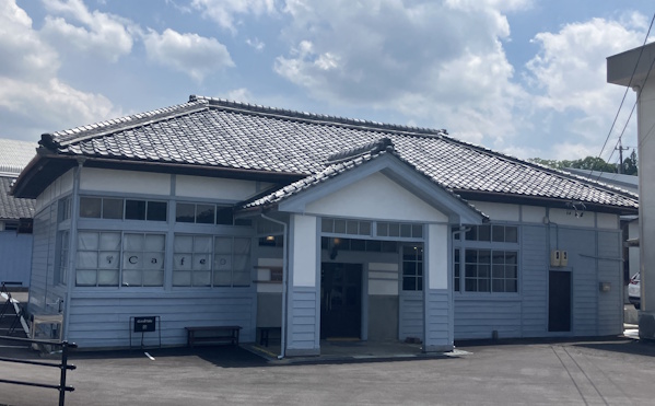 国登録有形文化財に答申 伊賀焼の旧協同組合事務所 文化審議会