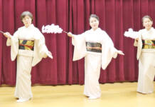 「若い人も興味持って」日本舞踊の発表会 12日・曽爾村で