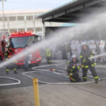 消防署と連携し放水訓練 五洋紙工伊賀上野工場