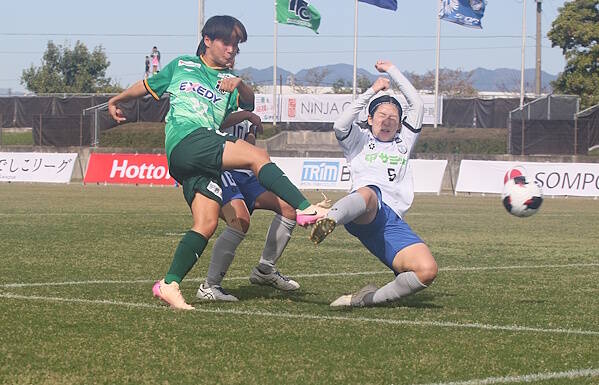 くノ一今季初白星 ホームで世田谷に逆転勝ち なでしこ1部