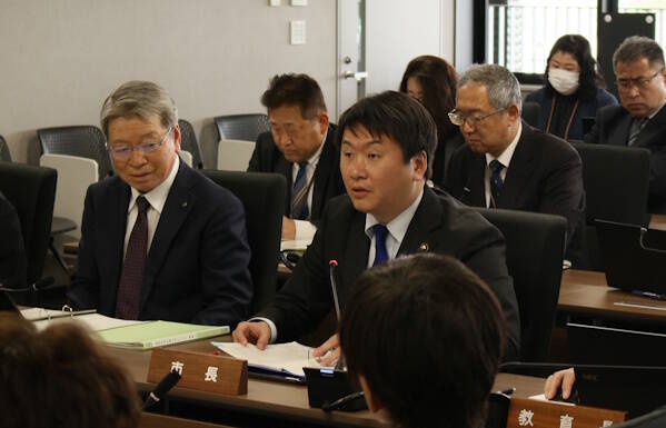 規定する条例なく使用料徴収 市営団地の駐車場 伊賀市