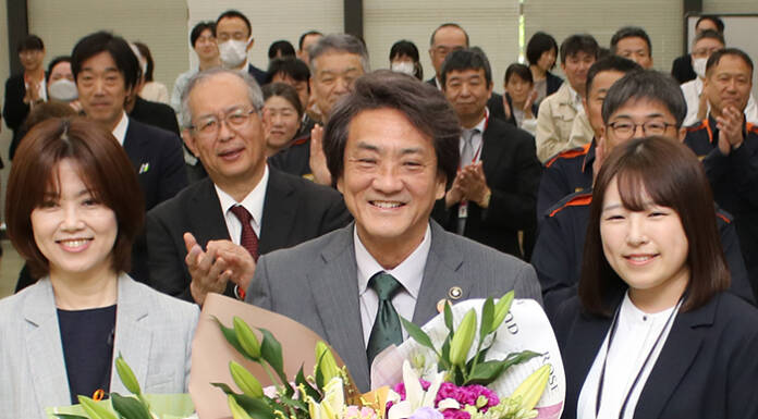 名張・北川市政の2期目始動 産科復活へ「複数事業者と協議」秋までに方向性