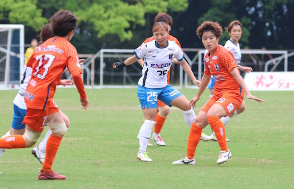 くノ一3連勝 愛媛Lに1‐0 なでしこ1部