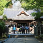 宇流冨志禰神社で火災 本殿全焼か 名張市平尾