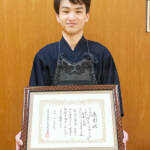 県中学剣道大会で準V 伊賀・谷本さん