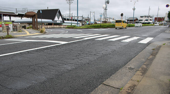 横断歩道で女子高校生はねられ重傷 車運転の女を現行犯逮捕 名張署