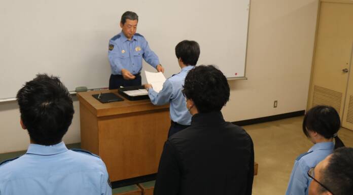 徹底した検挙や周辺捜査を 「暴走族Gメン」指名式 伊賀署