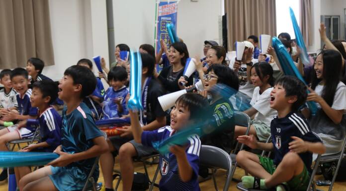 サッカーW杯 町野選手ベンチ外も地元声援「次こそ忍者ポーズを」 伊賀