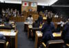 違法な駐車場使用料の徴収 補正予算の一部修正案を否決 伊賀市議会