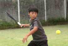 小学生テニス全国大会へ 伊賀・中瀬小6年の岡本さん