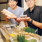 伊賀線沿線を再現 8Mジオラマ展示へ 友の会・南方さんと米田さん