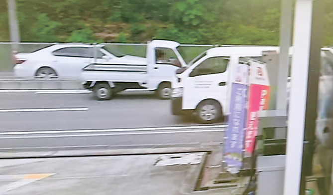 逆走車、相次ぎ目撃　上野名張バイパス