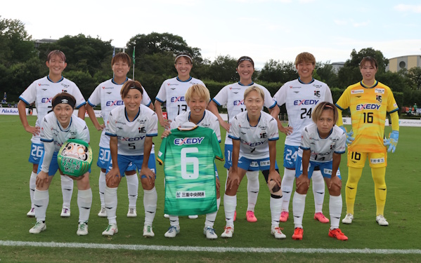 くノ一逆転勝ち　リーグ再開初戦を白星　なでしこ1部