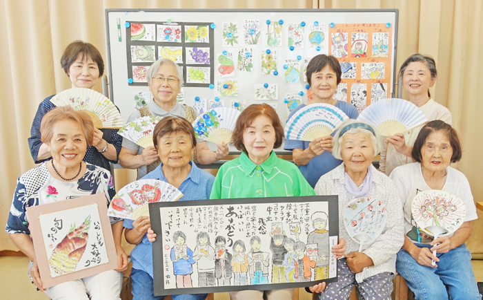 季節味わい楽しく　すずらん台絵手紙サークル　名張