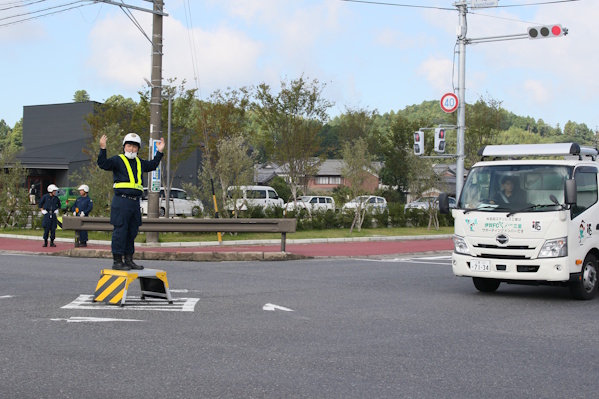 伊賀署が防災訓練 交差点やため池でも 伊賀市